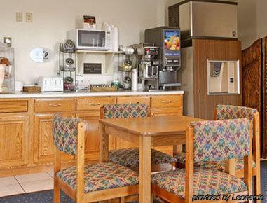 Super 8 By Wyndham Aberdeen West Restaurant photo